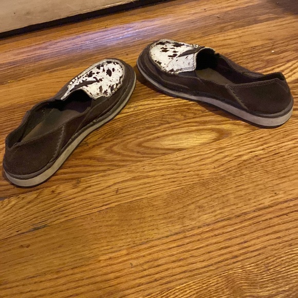 Ariat moccasins cow hide tops - Picture 4 of 4